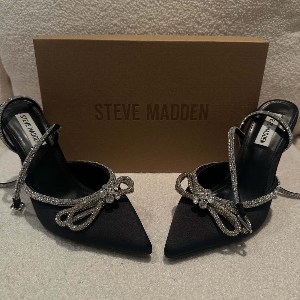 Steve Madden Black Satin Heels with Silver Accents “Viable”